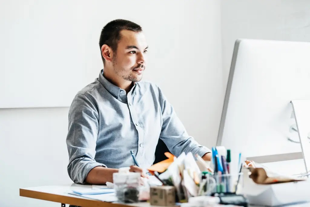 10 Jobs to Likely Change Because of ChatGPT4