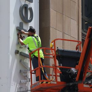 Elon Musk’s Pivot to X Draws Strong Opinions Across Twitter