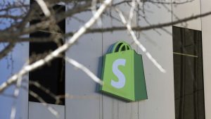 Shopify adds new AI tools for commerce. Here's how you can use them for your business.