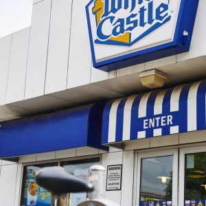 White Castle will bring more AI to its drive-thrus